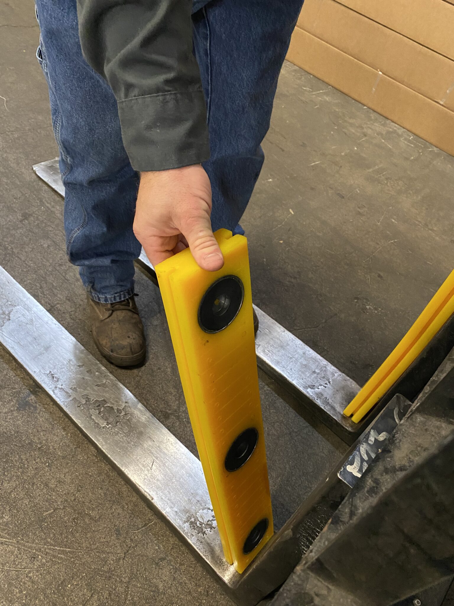 ForkKushion® Lift Truck Bumpers Kastalon Inc